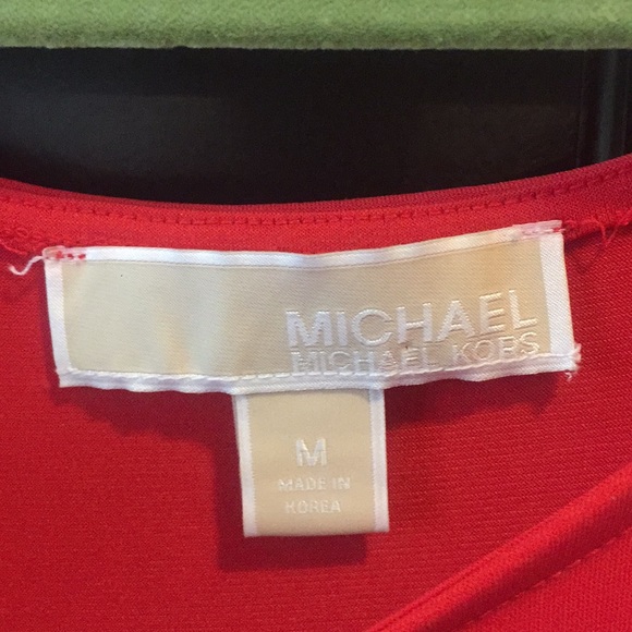 Red Cold Shoulder Dress - Picture 4 of 4